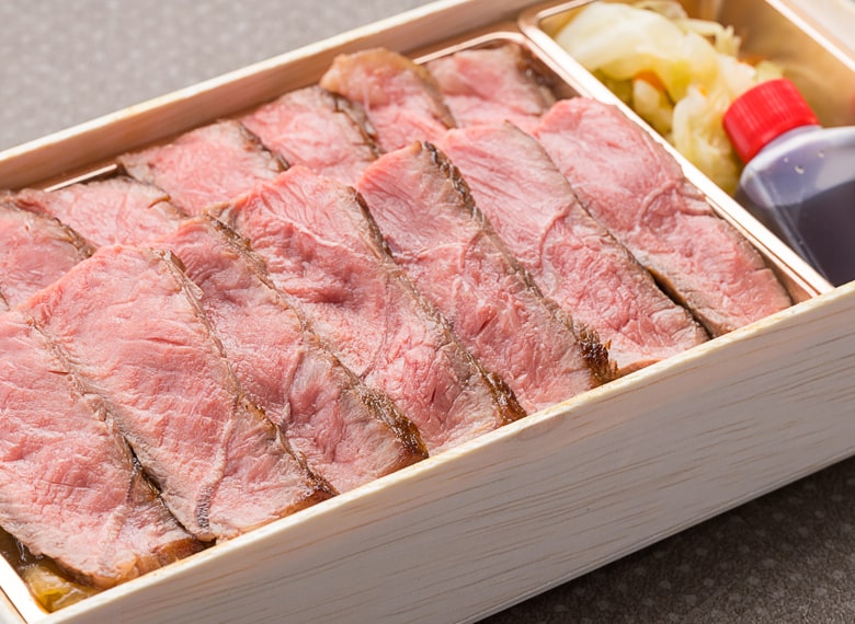 牛肉文化・大阪　今も昔もビフテキ”は庶民の憧れです。